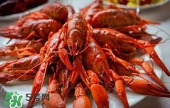 油燜大蝦怎么做好吃？正宗潛江油燜大蝦做法