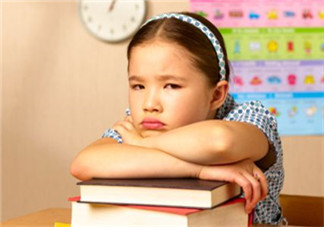 孩子總是無理取鬧不聽話該怎么辦？孩子不聽話無理取鬧怎么教育？