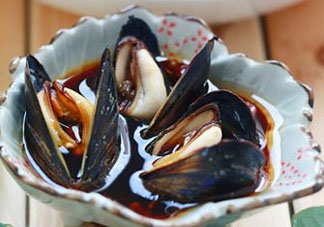 海虹里面的黑包能吃嗎？海虹里面的黑的能吃嗎？