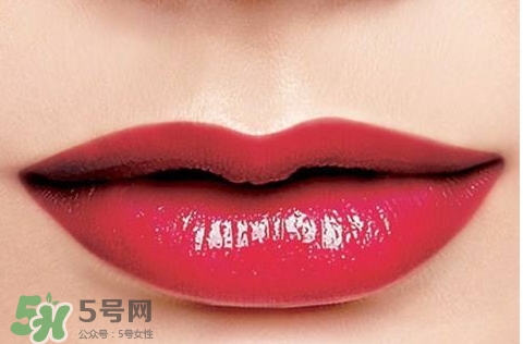 漂唇后嘴唇發(fā)黑怎么回事？漂唇后嘴唇發(fā)黑怎么辦？