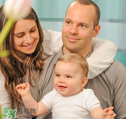 孩子長(zhǎng)的像爹還是像媽？遺傳學(xué)解釋孩子的長(zhǎng)相遺傳