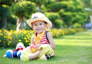 家長什么時候可以帶寶寶進行戶外活動？寶寶最佳的戶外運動時間是什