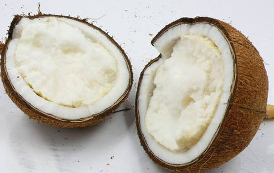 椰子怎么吃？如何吃到椰子肉