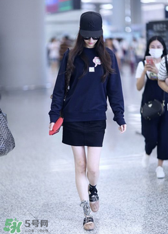 miumiu綁帶鞋怎么搭配？綁帶鞋怎么搭配好看？