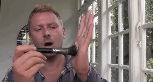 香奈兒伸縮粉底刷多少錢？香奈兒伸縮粉底刷怎么樣？