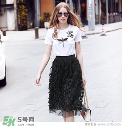 6月份穿什么衣服？六月份穿衣搭配