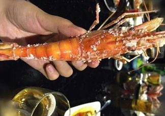 蒸蝦爬子用放鹽嗎？煮蝦爬子放鹽嗎？