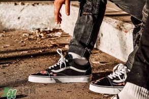 amac customs與vans高定鞋子多少錢？