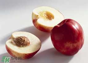 油桃可以放冰箱嗎？油桃能放冰箱嗎？