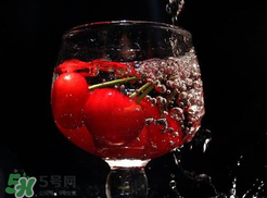 櫻桃酒能治痛風嗎？櫻桃泡酒能治痛風嗎？