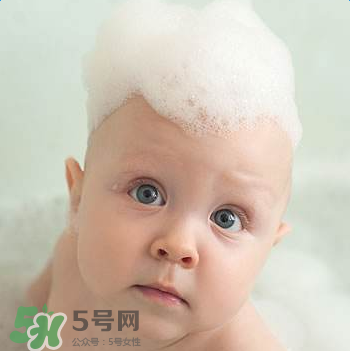 寶寶濕疹可以涂郁美凈嗎？ 寶寶濕疹涂什么管用？