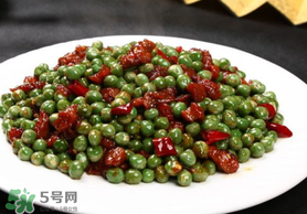 豌豆和牛肉能一起吃嗎？豌豆能和牛肉一起吃嗎？