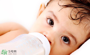 寶寶的眉毛剃掉后會(huì)變得更濃密嗎？ 寶寶眉毛剃掉的危害