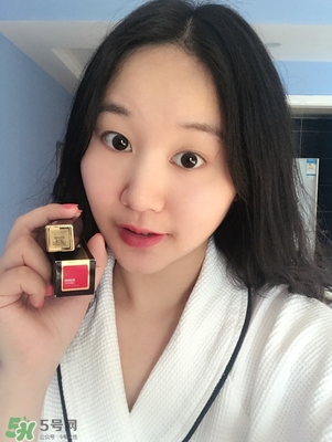 heelaa荷拉口紅怎么樣？荷拉口紅真假鑒別