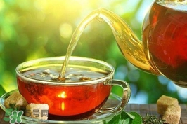 夏天喝什么茶去火？夏天喝什么茶清火