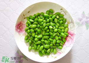 青豆不能和什么一起吃？青豆和什么相克？