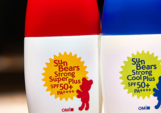 近江兄弟防曬霜紅色藍色哪個好？近江兄弟小熊防曬霜紅色藍色對比