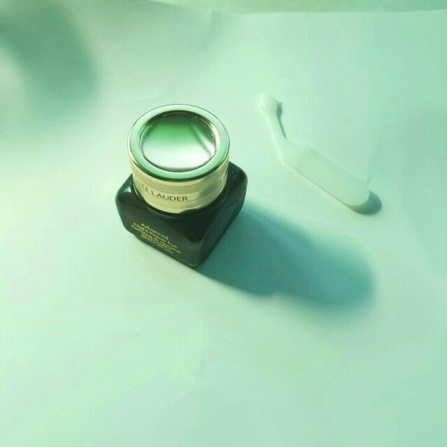 黑眼圈很重用什么眼霜？黑眼圈嚴(yán)重用什么眼霜