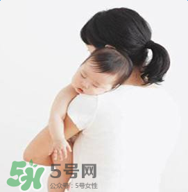 哺乳期可以染頭發(fā)嗎？哺乳期染發(fā)對(duì)孩子有危害嗎？