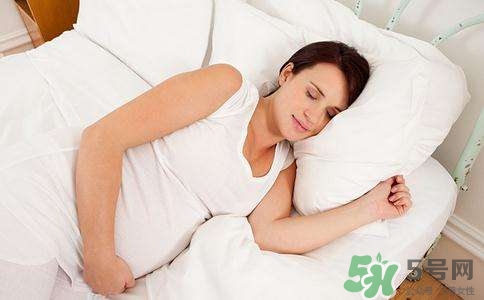 懷孕夢見蛇是什么意思？懷孕夢到蛇預示著什么