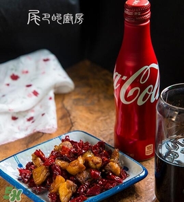 別人家的室友！成都女孩為室友帶了一盆冷吃兔