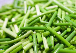 蒜薹是辛辣食物嗎？蒜薹屬于辛辣食物嗎