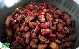 別人家的室友！成都女孩為室友帶了一盆冷吃兔