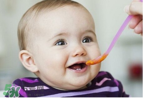 嬰兒多大可以吃鹽？嬰兒幾個(gè)月可以吃鹽