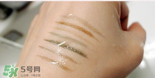 veecci唯資水眉筆怎么用？唯資水眉筆使用步驟