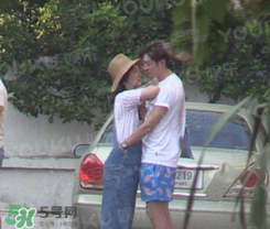 卓偉賣(mài)偷拍賺錢(qián) 明星從卓偉處買(mǎi)回的偷拍或超億元