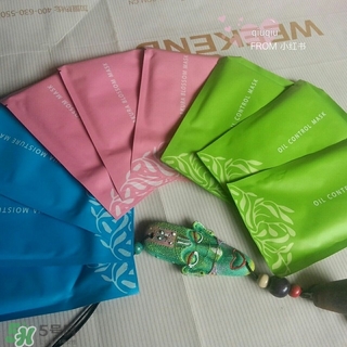 simply面膜怎么樣？simply面膜有熒光劑嗎？