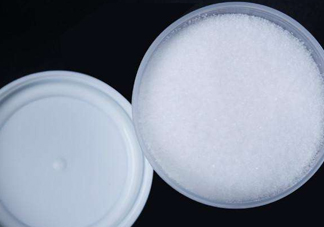 鹽水洗鼻用什么鹽？鹽水洗鼻可以用食鹽嗎？