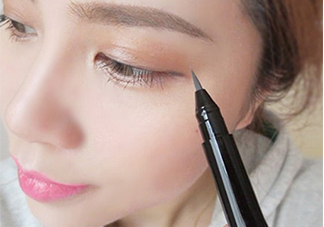 veecci唯資水眉筆怎么樣？唯資水眉筆色號試色