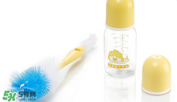 奶瓶長毛還能用嗎？奶瓶發(fā)霉了怎么清洗？