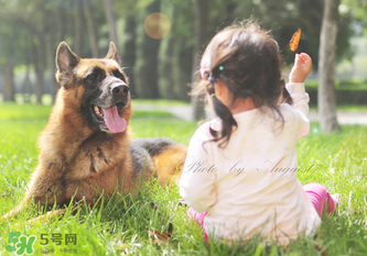 寶寶曬太陽(yáng)怎么曬？最佳的曬太陽(yáng)時(shí)間