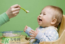 寶寶吃米粉會上火嗎？寶寶吃米粉會出現(xiàn)上火嗎？