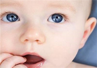 嬰兒吃魚肝油上火嗎？嬰兒吃魚肝油會不會引起上火？
