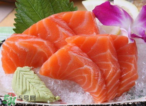 三文魚不能和什么一起吃？三文魚和什么相克？