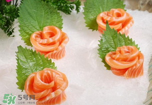 三文魚放冷藏還是冷凍？三文魚冷藏好還是冷凍好？