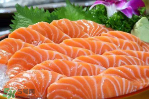 三文魚放冷藏還是冷凍？三文魚冷藏好還是冷凍好？