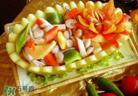 甜瓜和蝦能一起吃嗎？吃蝦還可以吃甜瓜嗎？