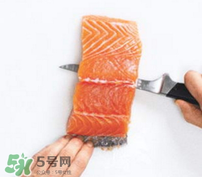 三文魚有刺嗎？三文魚的刺怎么處理