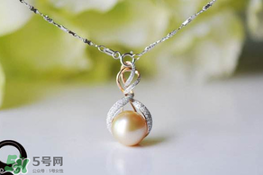 2017年母親節(jié)送什么首飾好？2017年母親節(jié)首飾推薦