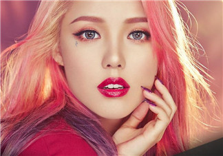 美妝博主pony結(jié)婚了嗎？ pony老公是誰？