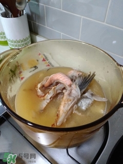 三文魚有寄生蟲嗎？三文魚生吃有寄生蟲嗎