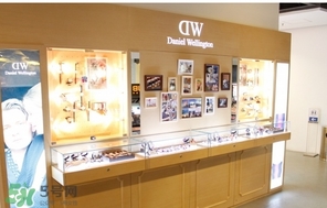 dw手表香港專柜在哪里？dw手表香港多少錢？