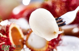 紅毛丹怎么吃不沾核皮？紅毛丹怎么吃不沾殼皮