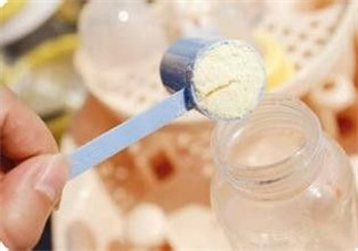 開水沖奶粉會(huì)破壞營(yíng)養(yǎng)嗎？什么水溫沖奶粉好？