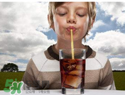 寶寶能喝碳酸飲料嗎？寶寶喝碳酸飲料有什么危害？