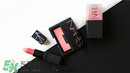 nars高潮唇膏是什么顏色?nars高潮唇膏試色 nars高潮唇膏是什么顏色?nars高潮唇膏試色